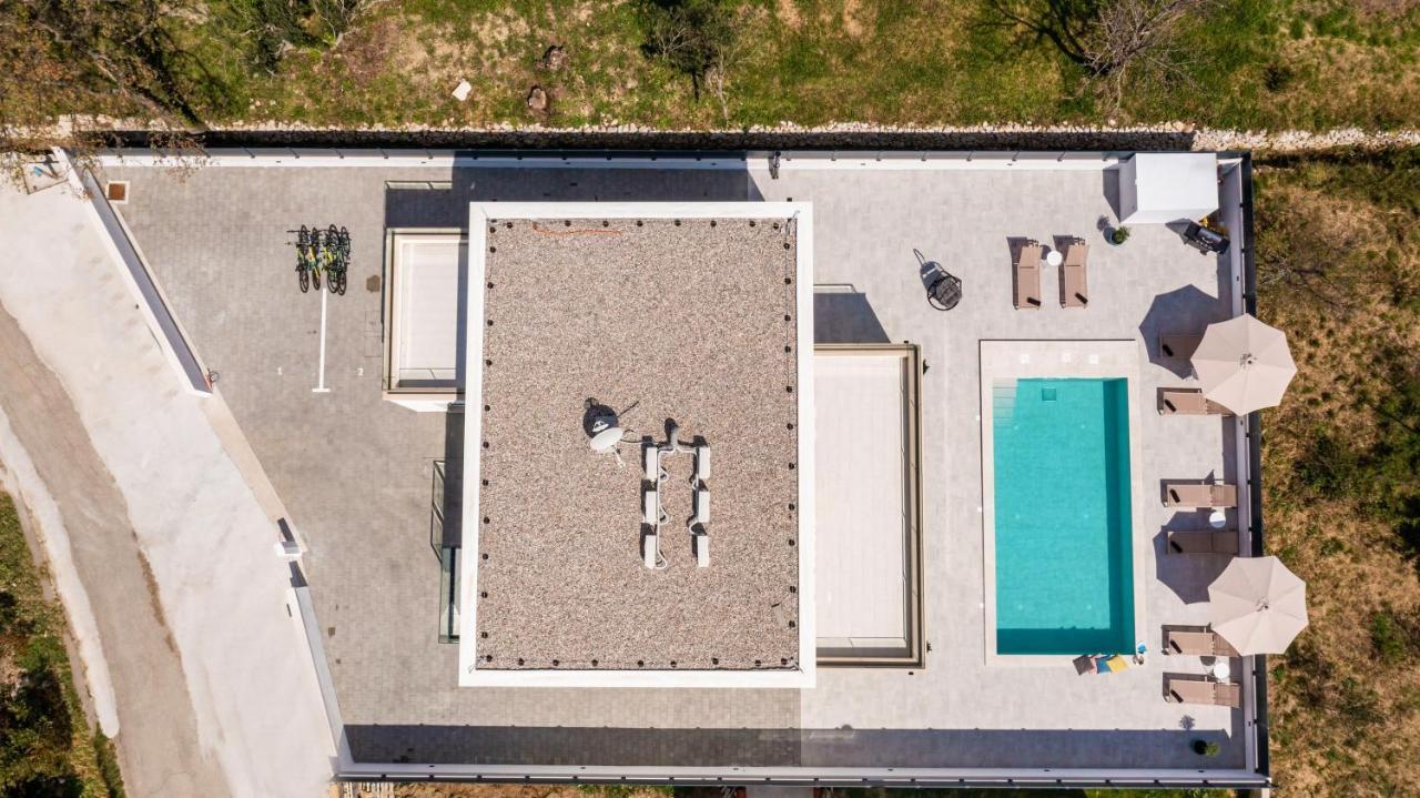Villa Invigo - Brand New Private Pool Villa Млини Экстерьер фото